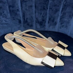 Di Donna Cream Leather Women's Slingback Flats w/ Black Bow Accent Size US9 EU40